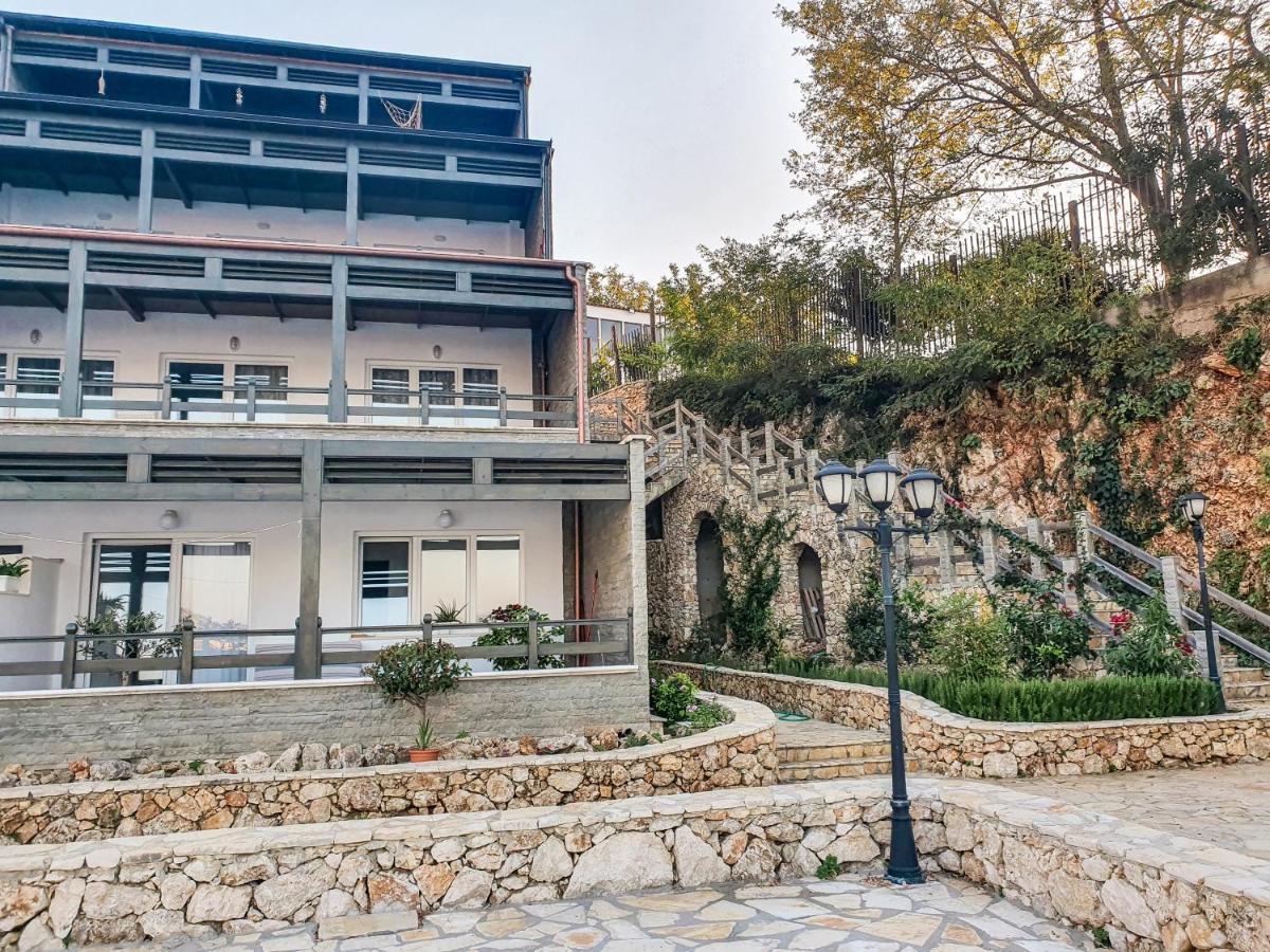 Aqua Holiday Apartments Vlorë Buitenkant foto